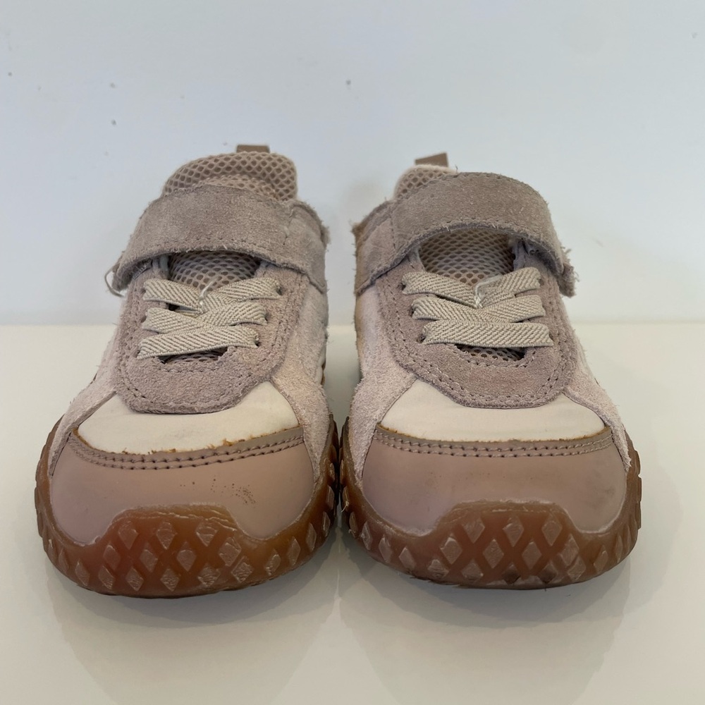 Zara Sneakers - Picture 3 of 6